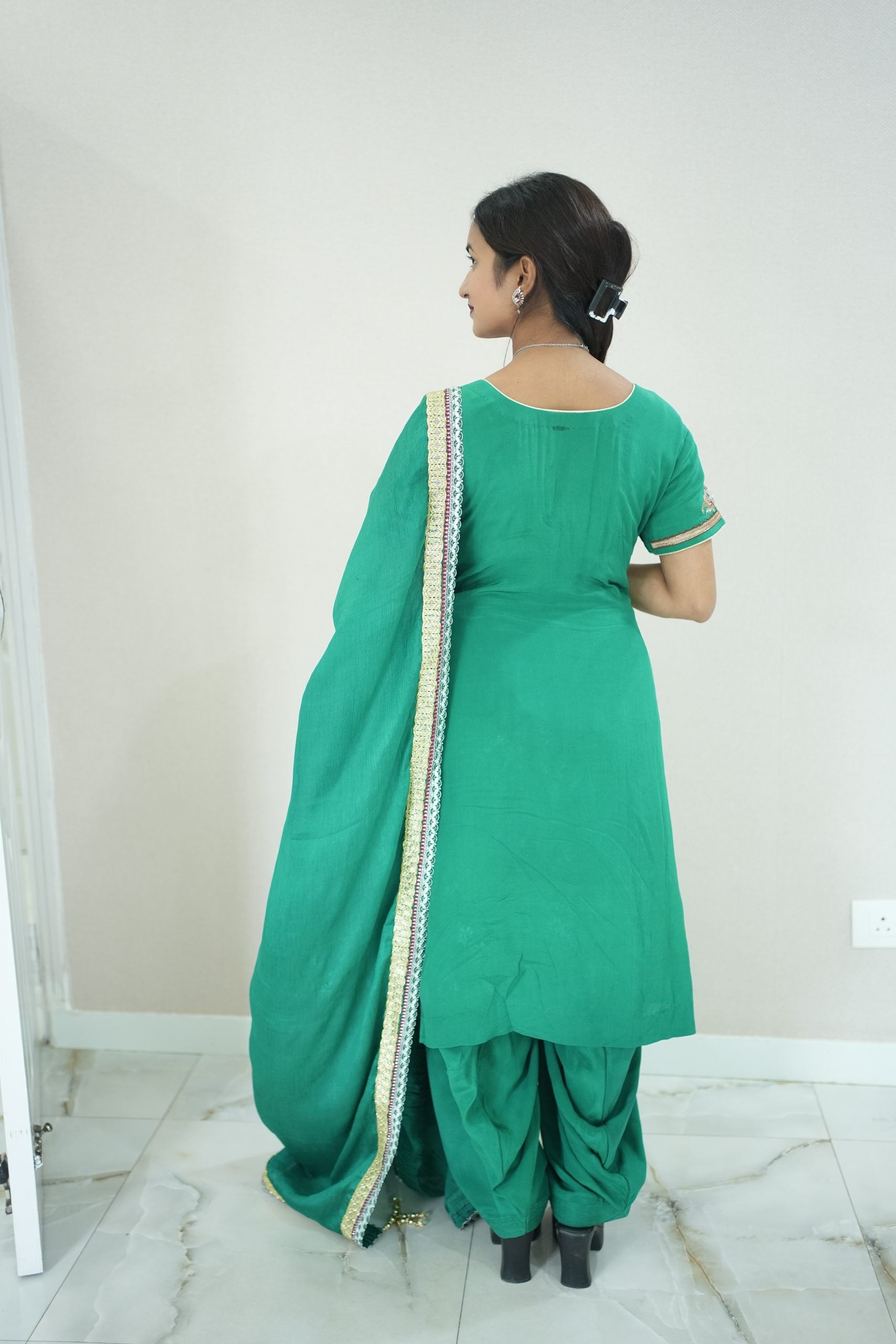 Dark Green Salwar Suit (Pre-Loved)