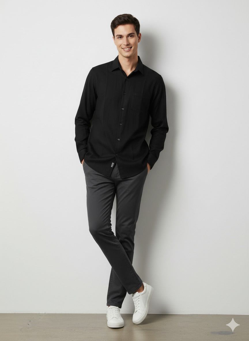Pre-Loved Black Shirt-Arrow