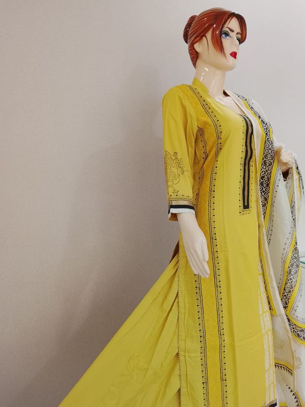 Yellow Suit - Image 4