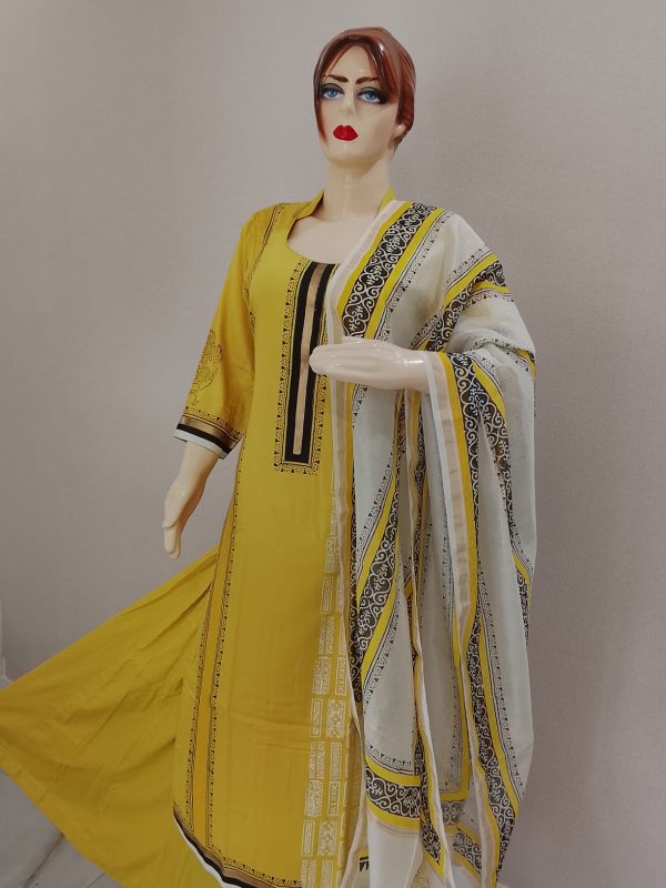 Yellow Suit - Image 5