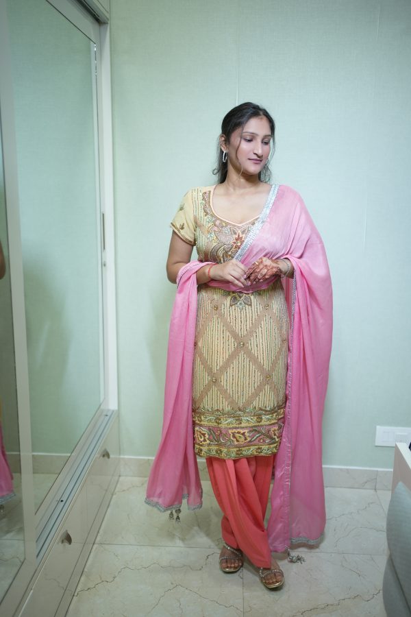 Pink And Golden Suit (Line Pattern) - Image 5