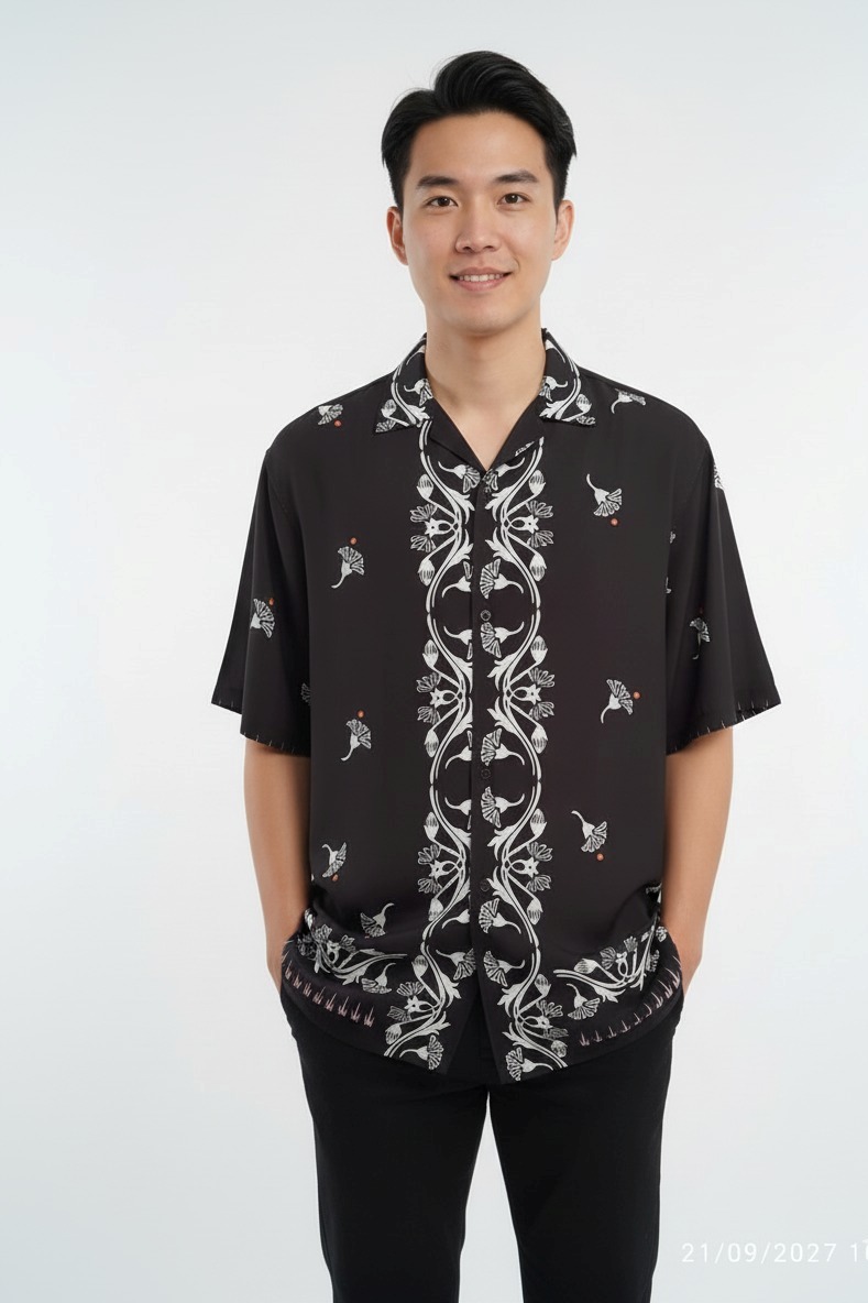 Black short-sleeve shirt - Image 3