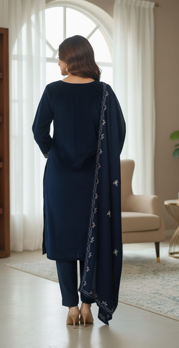 Navy blue 3 piece set - Image 4